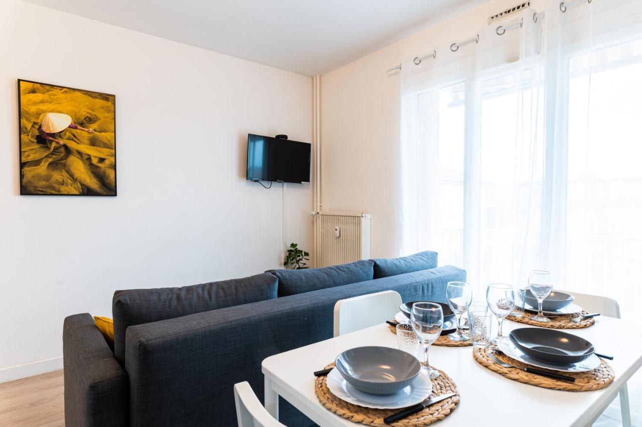 Ferienwohnung Le Coquet - Balcon - Proche Gare - Parking Bourg-en-Bresse Exterior foto